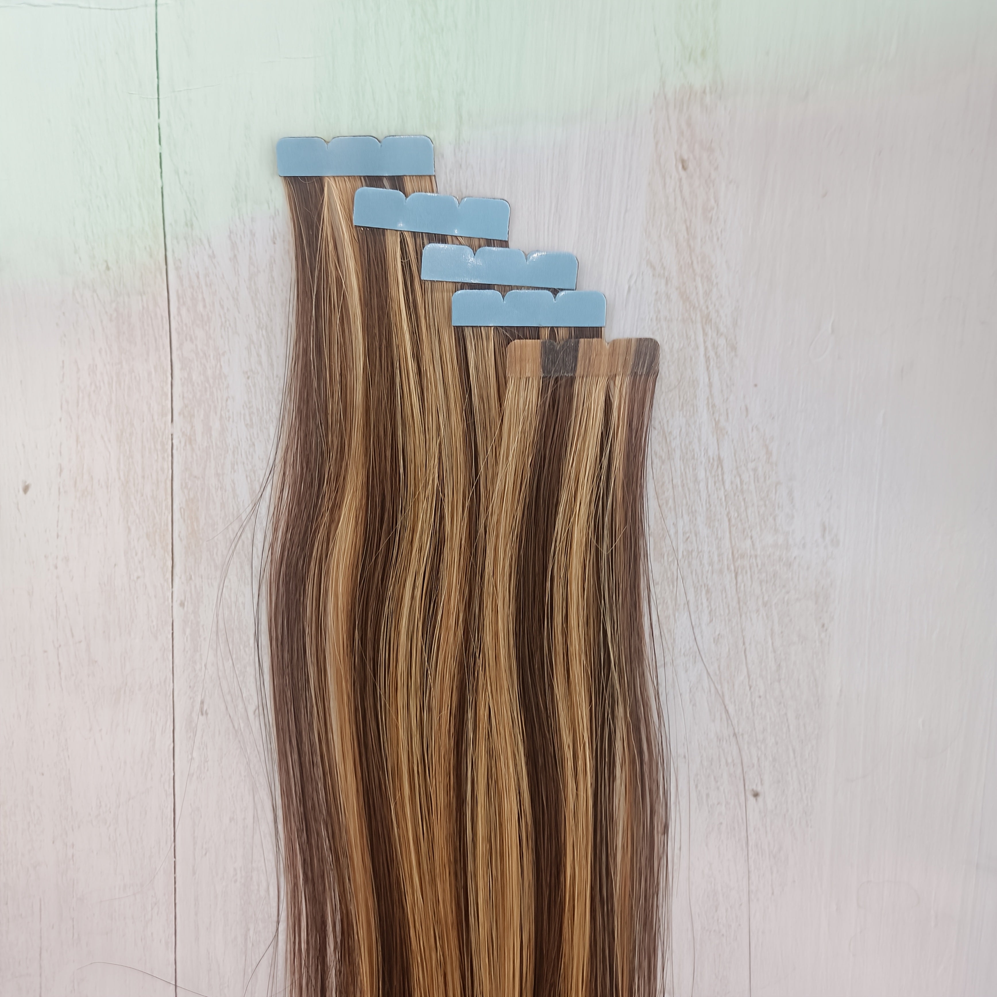 10pcs Mini Tape-In Hair Extensions Human Hair Balayage Blonde Highlights Straight Remy Human Hair Extensions for Women - Easy to Apply & Style, Natural Look for All Light Beige Tones, Versatile Styling Options, Easytoapply Tapes