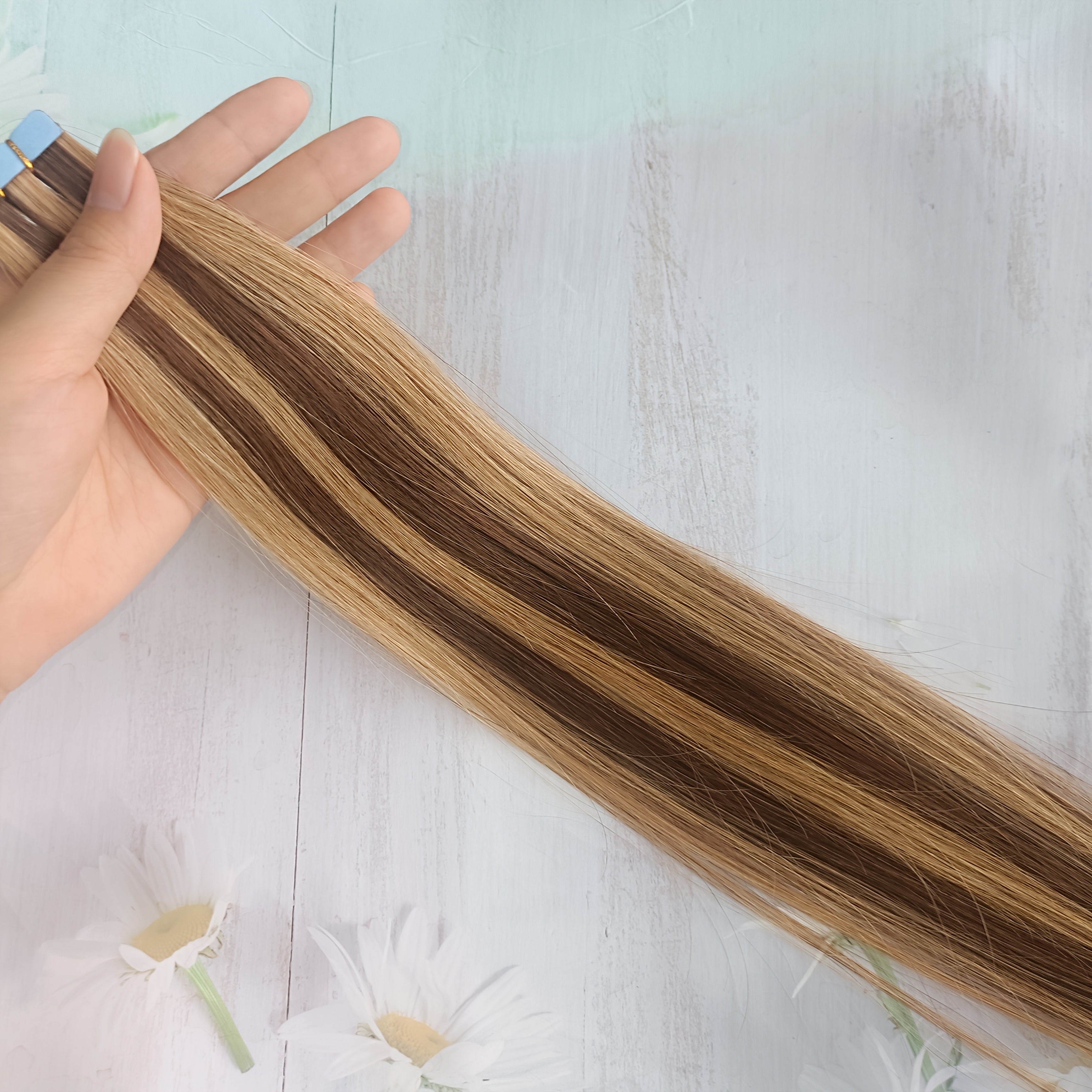 10pcs Mini Tape-In Hair Extensions Human Hair Balayage Blonde Highlights Straight Remy Human Hair Extensions for Women - Easy to Apply & Style, Natural Look for All Light Beige Tones, Versatile Styling Options, Easytoapply Tapes