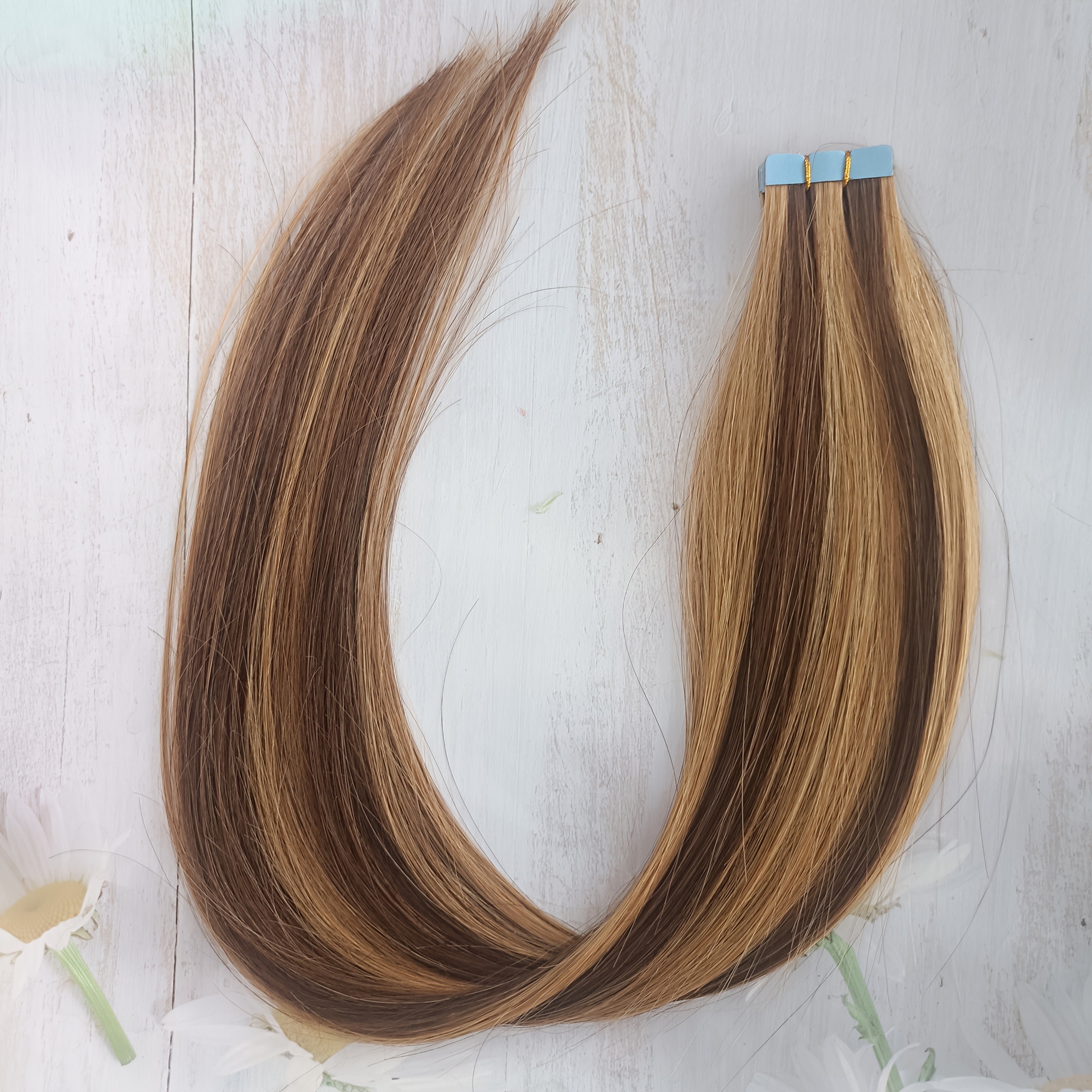 10pcs Mini Tape-In Hair Extensions Human Hair Balayage Blonde Highlights Straight Remy Human Hair Extensions for Women - Easy to Apply & Style, Natural Look for All Light Beige Tones, Versatile Styling Options, Easytoapply Tapes